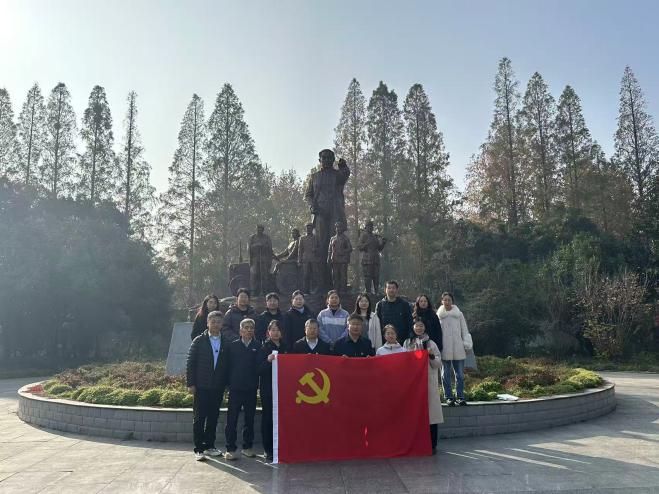 傳承革命精神 賡續(xù)紅色基因 凝聚奮進合力——農墾中心第一黨支部在河南周口開展主題黨日活動